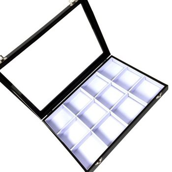 Vit P&auml;rldisplay med Lock, 12 Fack