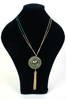 Grönt Halsband med Hänge (1 st)