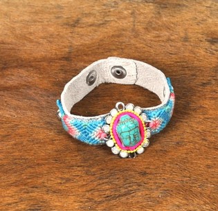 Ibiza-armband i Silverlook med Turkos Buddha (1 st)