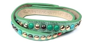 Gr&ouml;nt armband med nitar (1 st)