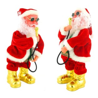 Sjungande och dansande jultomte med mikrofon