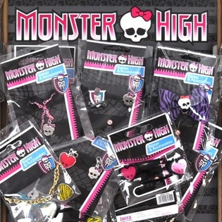 MATTEL MONSTER HIGH - MEGA &Ouml;VERRASKNINGSMIX: SMYCKEN & ACCESSOARER (100 st)