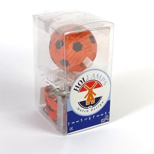 HOLLAMPS - Ljusslinga med orangea fotbollar