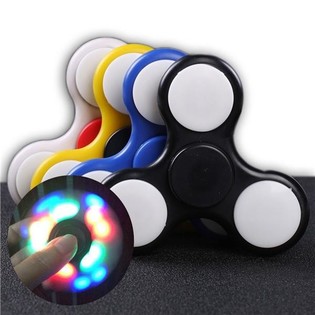 LED FIDGET SPINNERS MED BELYSNING ***SUCC&Eacute; 2017*** (17 lampor)