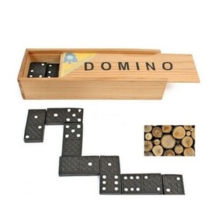 DOMINOSPEL I TR&Auml;L&Aring;DA (12 st)