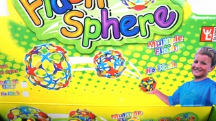 Magisk Expanderande Sf&auml;rboll med Ljus (12-pack)